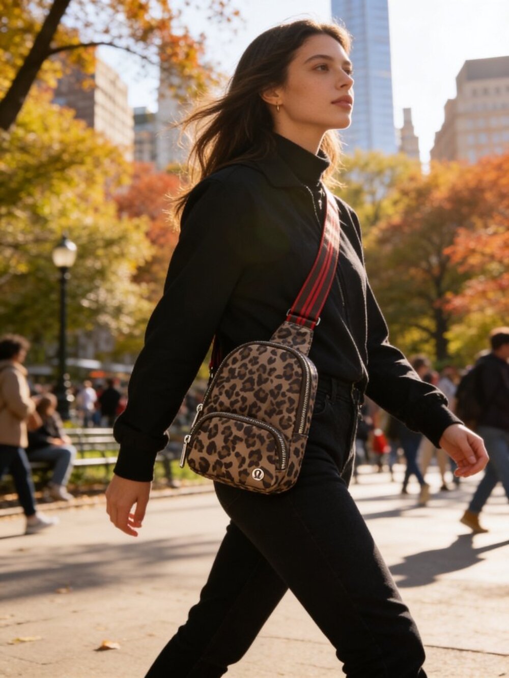 Everywhere Small Sling Bag